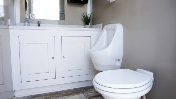 2024 OI 3 Door Private Restroom Trailer - New - Image 4