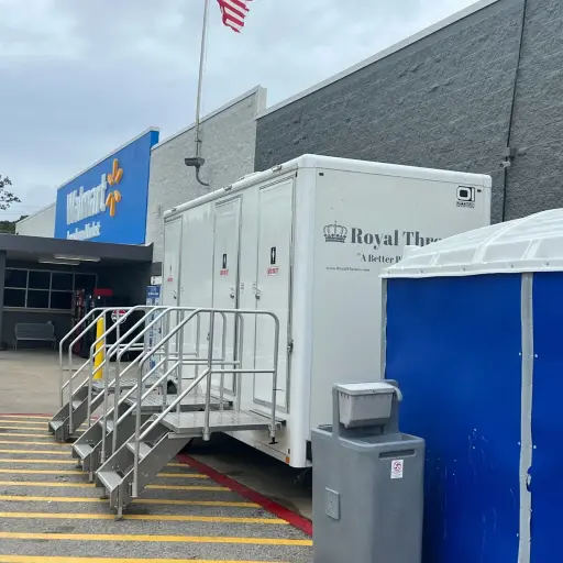 Royal Thrones with flowers