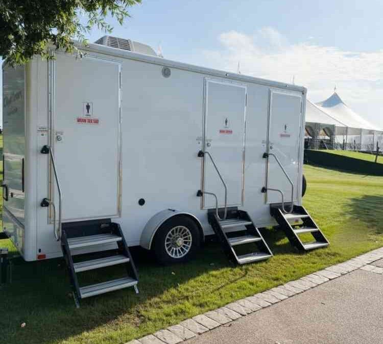 How to Rent Luxury Portable Toilets for Weddings